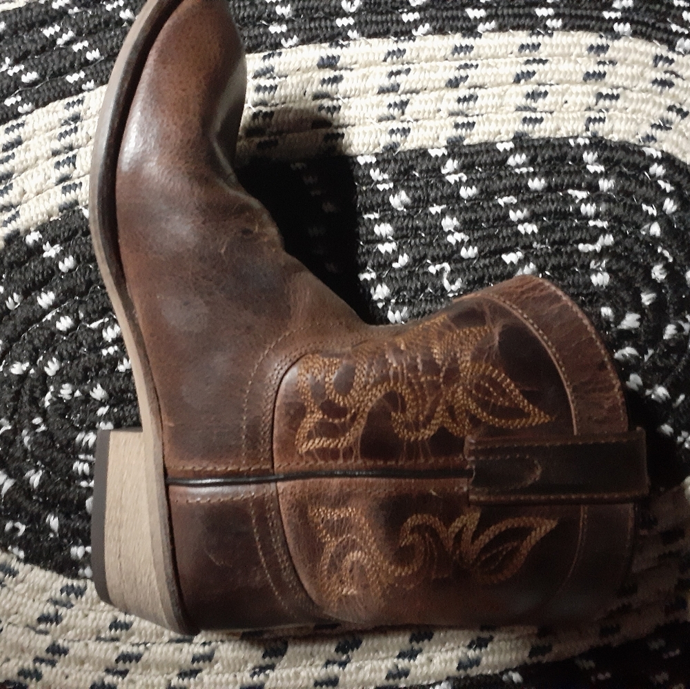 Dingo boots